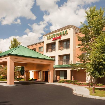 Courtyard Hartford Манчестер Экстерьер фото